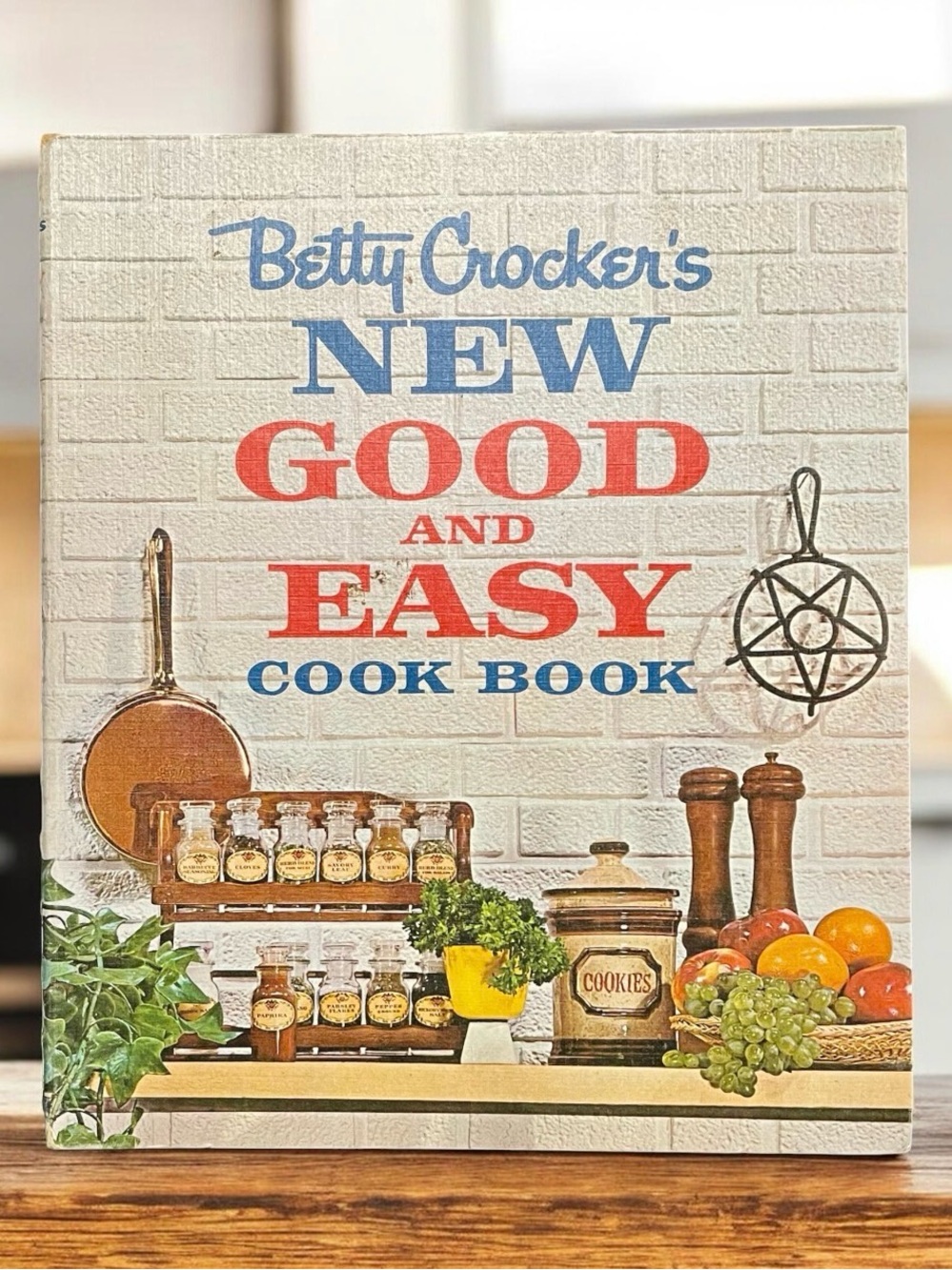 Vintage Betty Crocker Good and Easy Cookbook